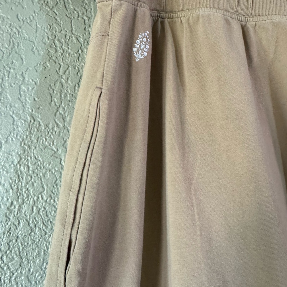 Free People Movement hot shot pants - Picture 3 of 5